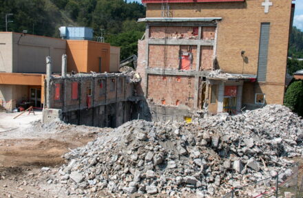 Ecole-Felix-Antoine-Savard-Photo-des-travaux-03-Démolition du bâtiment sud